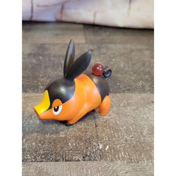 McDonald's 2011 Pokemon Tepig toy Nintendo figure - Picture 5 of 5